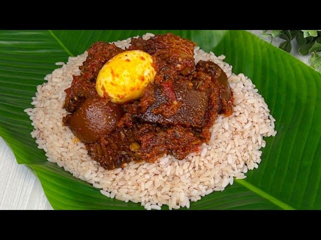 Ofada Sauce hero presentation from Smoky Bowls, authentic Nigerian food in Melbourne.